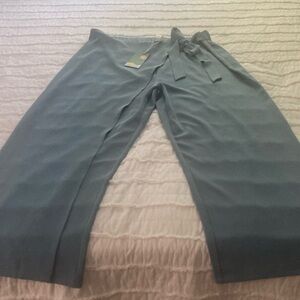 Ladies sz XL side split pants with tie half skirt